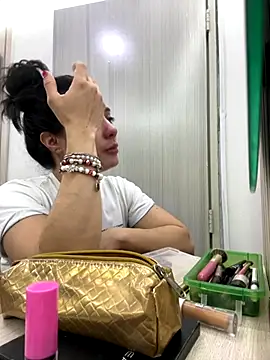 Snapshot of isabella_winkler chatting on October 2025 01:31:01 PM isabella winkler online show from October 2025 01:31:01 PM