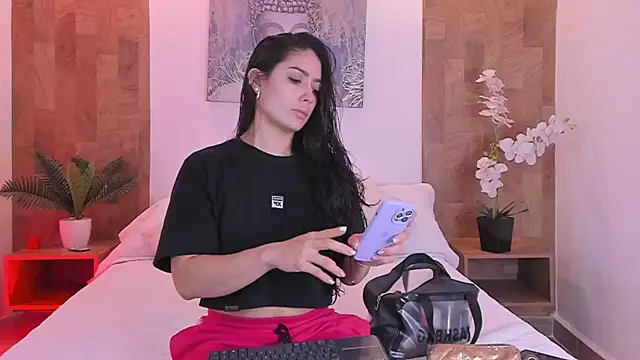 isabella winkler online show from March 2026 11:10:01 AM