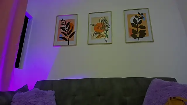 Snapshot of gaaby_foxx chatting on December 2025 01:46:01 PM gaaby foxx online show from December 2025 01:46:01 PM