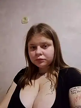 Snapshot of Alice_bright chatting on September 2025 01:05:02 PM Alice bright online show from September 2025 01:05:02 PM