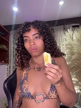 SarahLynn7 online show from March 2026 07:15:01 PM