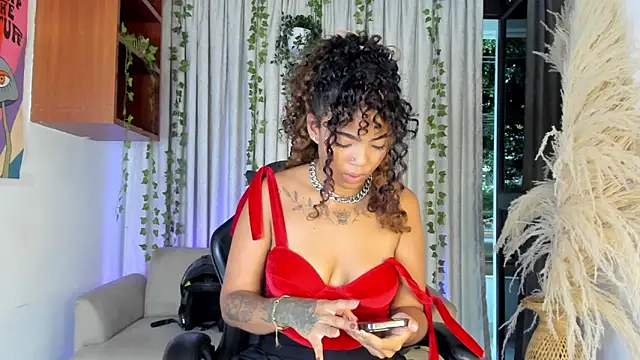 SarahLynn7 online show from March 2026 11:06:02 PM