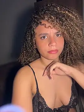 Snapshot of KittyTwerk_2 chatting on May 2026 11:23:02 PM KittyTwerk 2 online show from May 2026 11:23:02 PM
