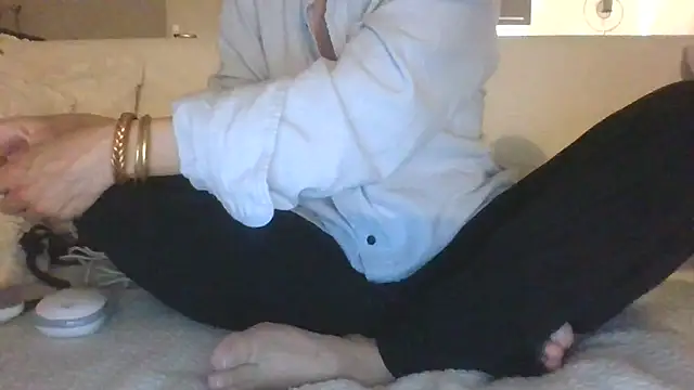 Valentinette online show from April 2026 07:09:01 PM