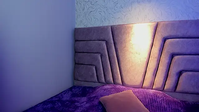 elaia muller  online show from November 2025 04:27:02 AM