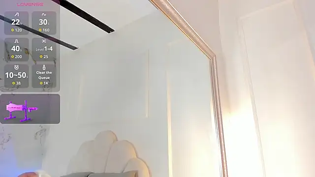 Candaceoweens online show from December 2025 03:41:02 AM