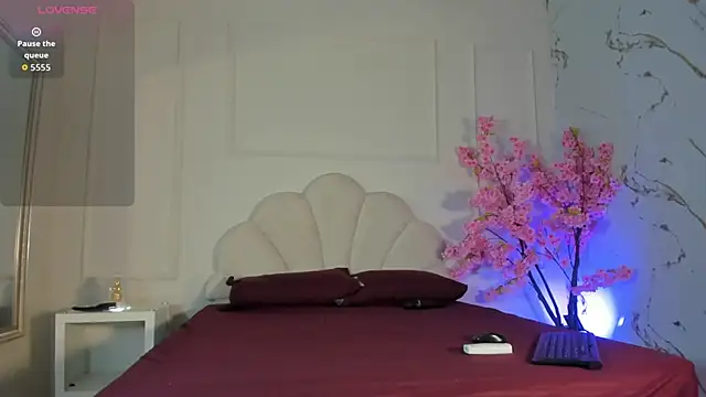 Candaceoweens online show from November 2025 03:46:02 AM