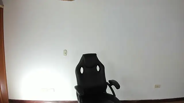 Lyliboom online show from March 2025 08:59:01 PM