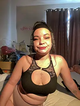 Snapshot of Biana_Fernan chatting on July 2026 12:05:02 PM Biana Fernan online show from July 2026 12:05:02 PM
