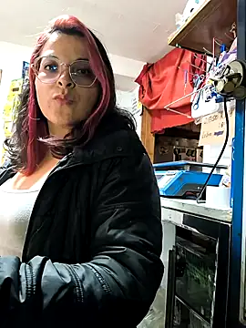 KimyCox 16 online show from October 2025 05:57:02 PM