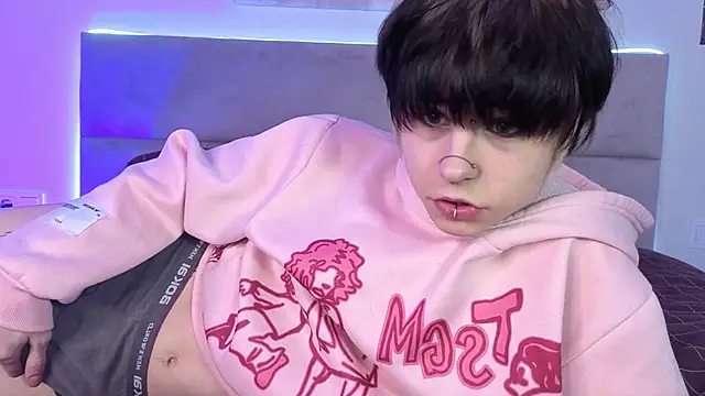 Alex Vallley online show from April 2026 11:11:02 PM