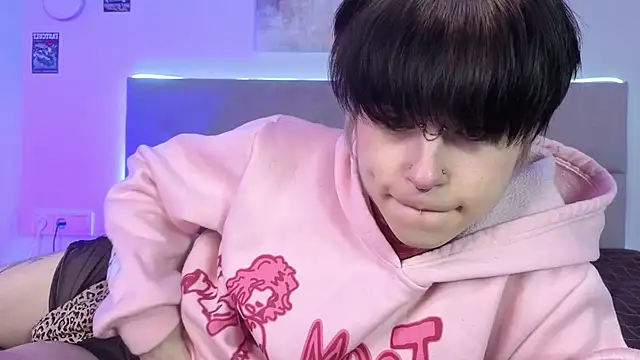 Alex Vallley online show from March 2026 11:11:01 PM