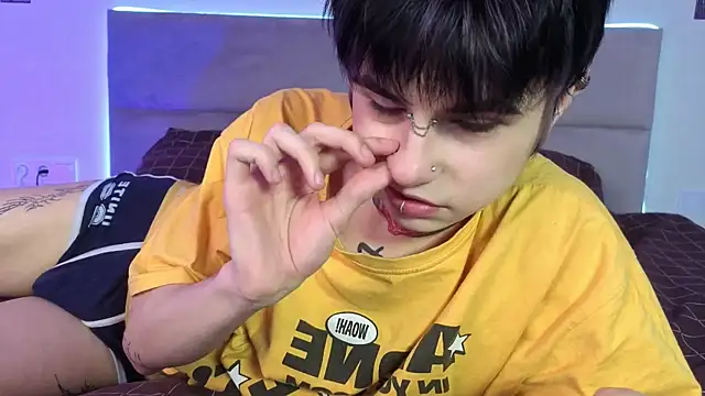 Alex Vallley online show from December 2025 11:08:01 PM