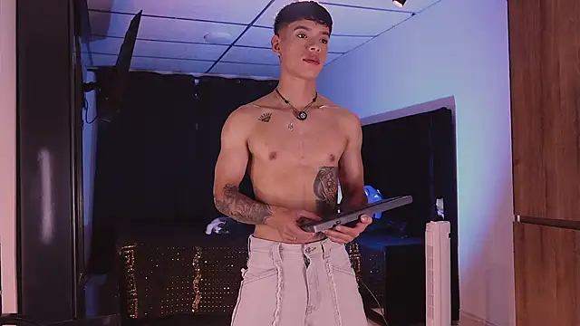 ErosKhaos online show from October 2025 10:56:02 PM