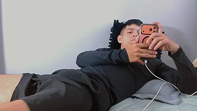 ErosKhaos online show from May 2026 09:06:02 PM