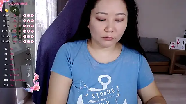 Snapshot of LisaAsianFlower chatting on November 2025 06:49:02 AM LisaAsianFlower online show from November 2025 06:49:02 AM