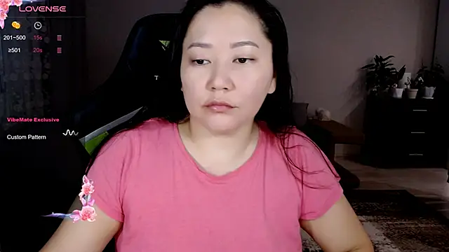 LisaAsianFlower online show from October 2025 12:55:02 AM