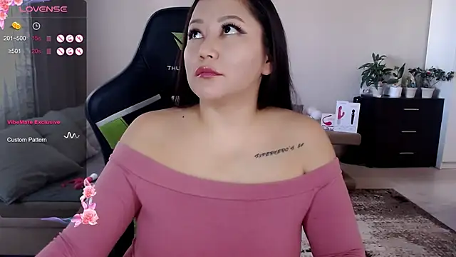 LisaAsianFlower online show from September 2025 03:42:02 AM