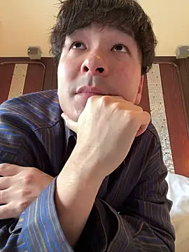 waka3232 online show from April 2026 01:45:01 AM