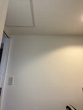 waka3232 online show from April 2026 12:34:01 AM