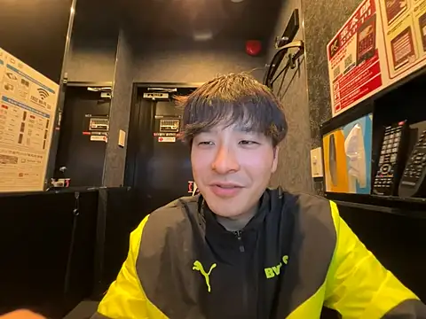 waka3232 online show from April 2026 12:54:01 PM