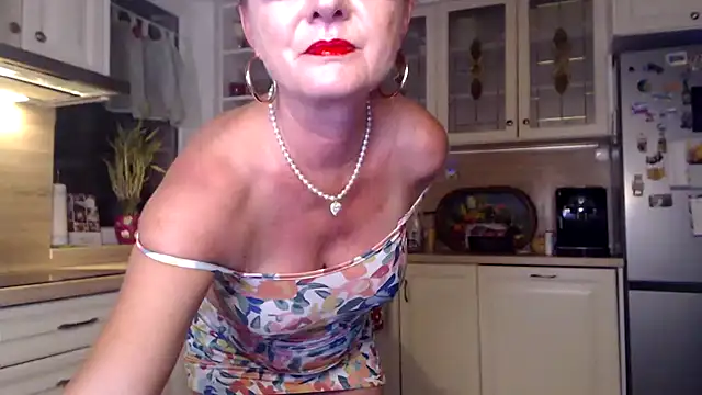 Kathylovexxx online show from June 2026 09:42:02 PM