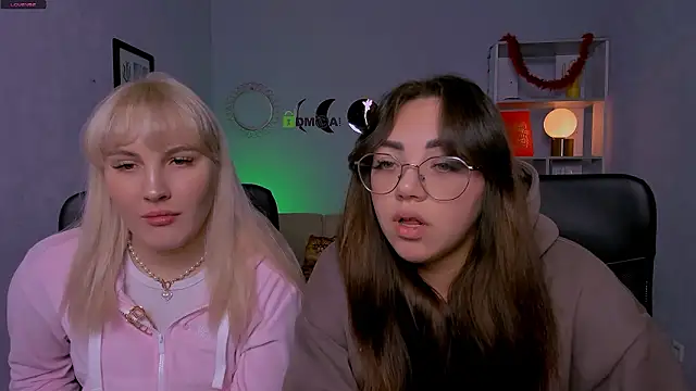 kiki swan online show from February 2026 07:18:01 AM