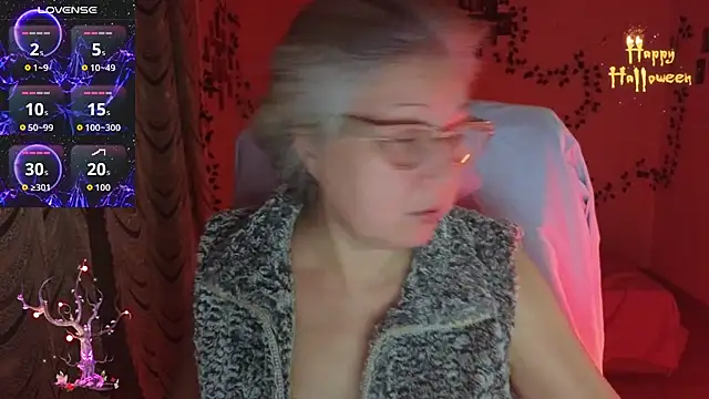 Wane Witch online show from October 2025 08:06:02 PM