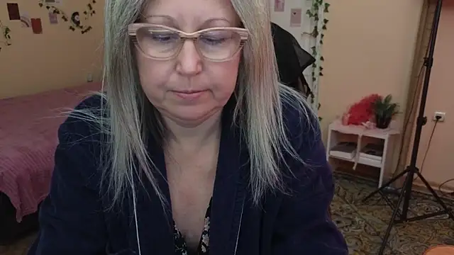 Wane Witch online show from April 2026 08:15:02 PM