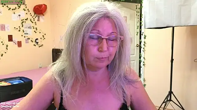 Wane Witch online show from July 2026 04:28:02 PM