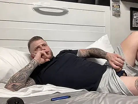 Thegreatwhitepipe online show from September 2025 01:44:02 AM