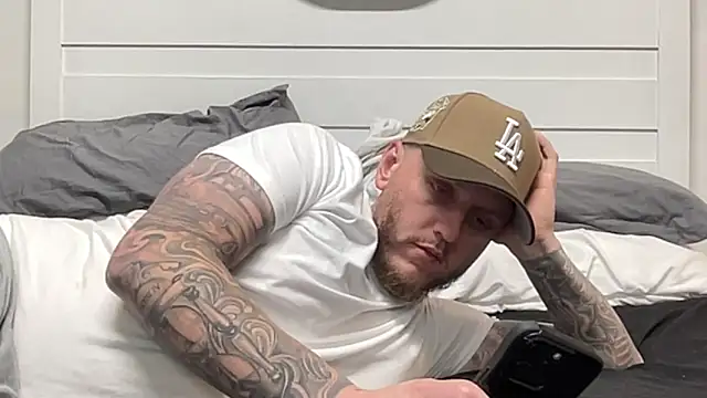 Thegreatwhitepipe online show from November 2025 11:25:02 AM