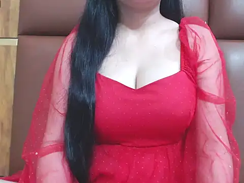 RealNaina online show from March 2026 06:04:02 PM