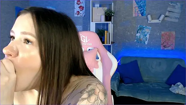 Bella Garcia online show from March 2025 04:47:01 AM
