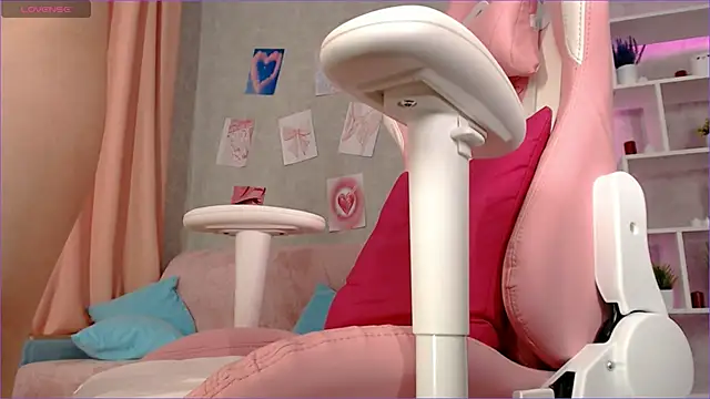 Cassie Scott online show from March 2025 06:21:02 AM