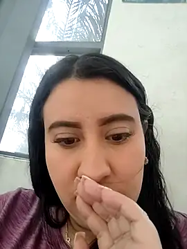 mialorents online show from November 2025 08:42:01 PM