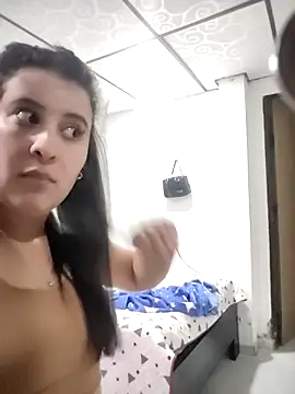 mialorents online show from December 2025 10:44:01 PM