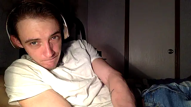 Ilovepussy1911 online show from February 2026 08:39:01 PM