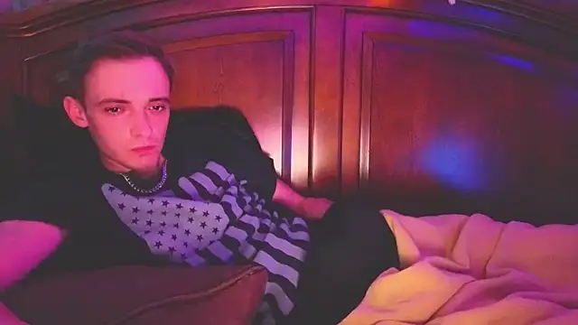 Ilovepussy1911 online show from April 2026 06:20:01 AM