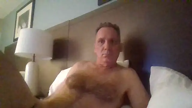 Snapshot of HunkofRock chatting on September 2025 08:42:02 AM HunkofRock online show from September 2025 08:42:02 AM