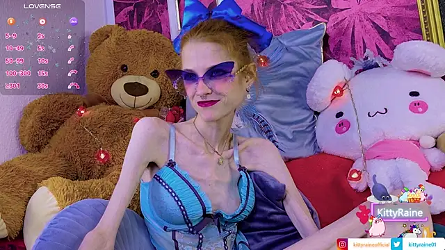 Snapshot of KittyRaine chatting on June 2026 12:58:01 PM KittyRaine online show from June 2026 12:58:01 PM