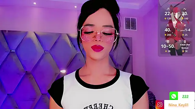 Snapshot of Nina_Keyli chatting on October 2025 07:59:02 PM Nina Keyli online show from October 2025 07:59:02 PM