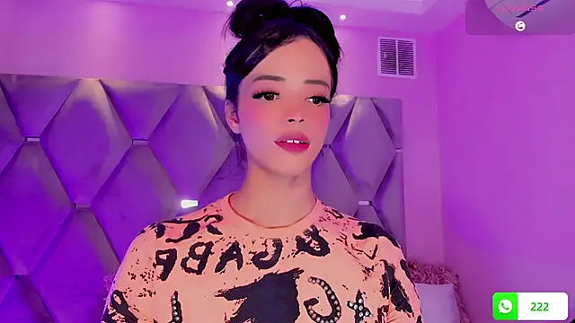 Nina Keyli online show from November 2025 09:48:01 PM