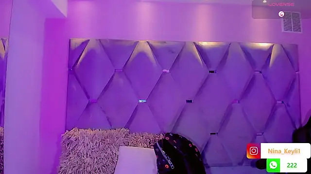 Nina Keyli online show from November 2025 07:46:02 PM