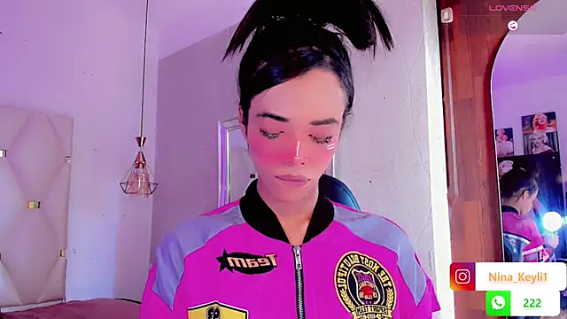 Nina Keyli online show from December 2025 07:30:01 PM