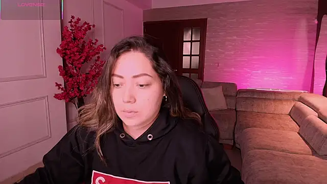 heidy johns online show from April 2026 03:41:01 AM