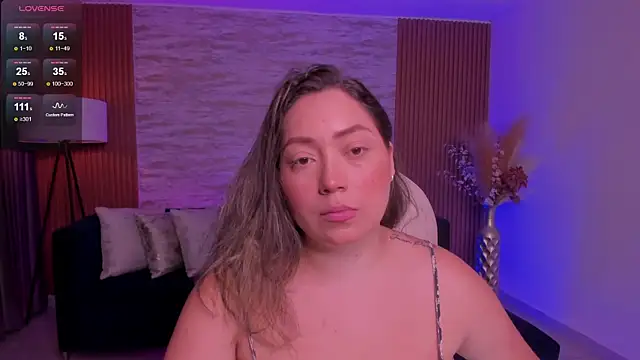 heidy johns online show from December 2025 03:41:01 AM