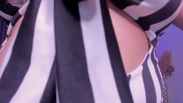 heidy johns online show from November 2025 03:18:01 AM