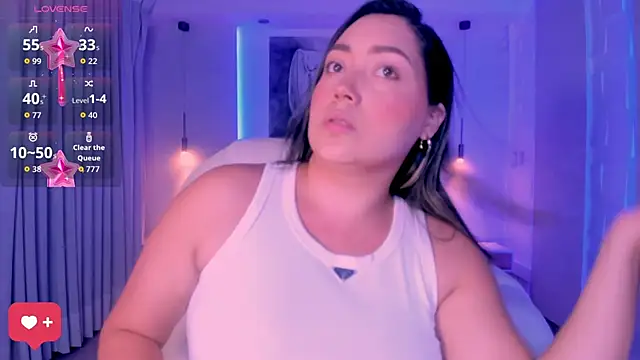 Snapshot of heidy_johns chatting on October 2025 04:24:02 AM heidy johns online show from October 2025 04:24:02 AM