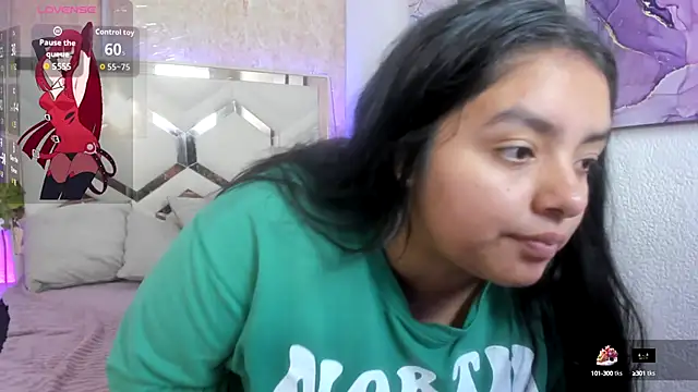 EmilyBrownn  online show from October 2025 06:53:02 PM